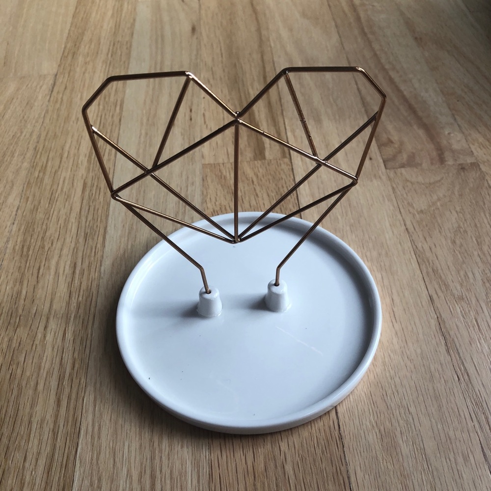 Jewelry stand